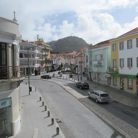 ホステル カーザ アズール シントラ